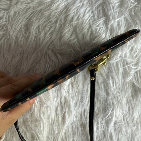 COACH y2k Cheetah Print Poppy Wristlet - Picture 5 of 7